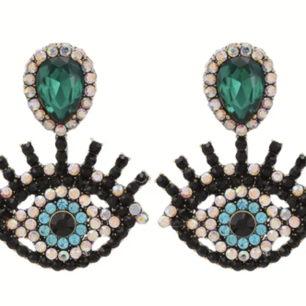 Glamorous Black and Green Eye Earrings